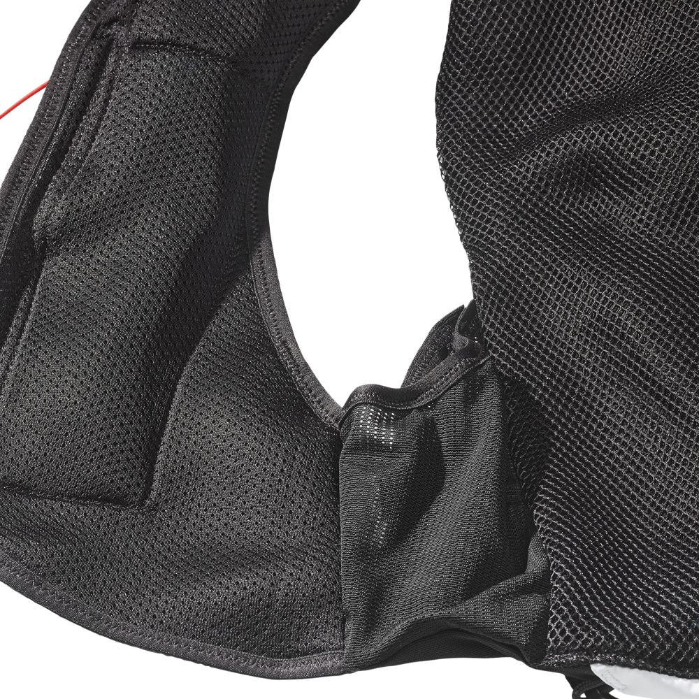 Salomon ADV SKIN 5 RACE FLAG 背包/袋子